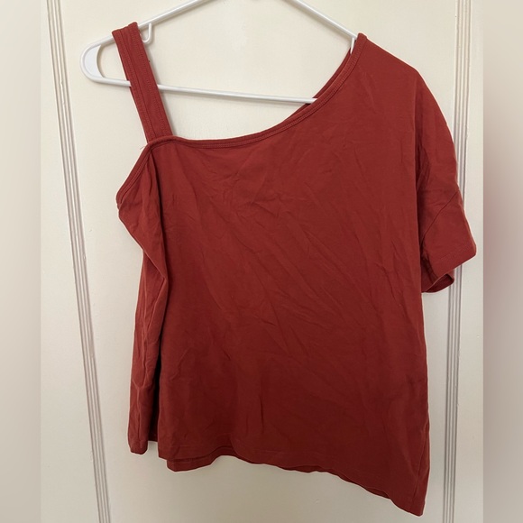 Ariat one shoulder tee - embroidered southwestern graphic - Picture 2 of 4